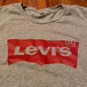Levi mens T-shirt.